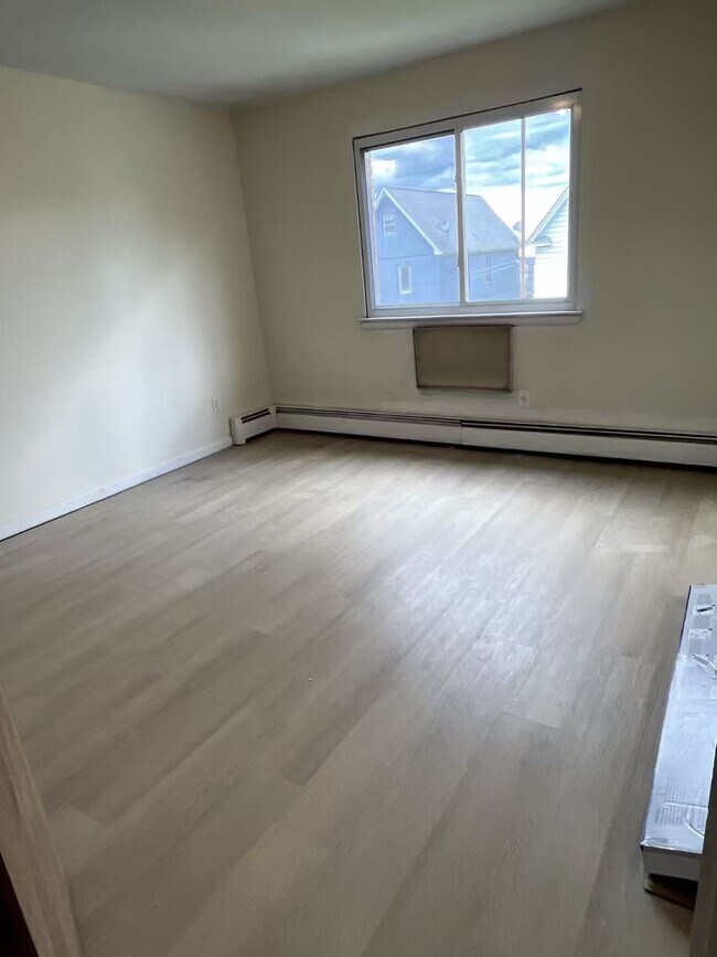 Photo - 5917 59th Dr Unit apt 3