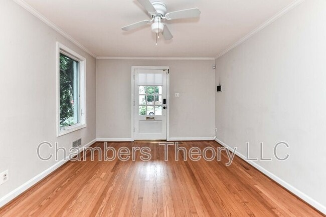 Photo - 419 S Barton St