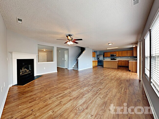 Photo - 13809 Riding Hill Ave