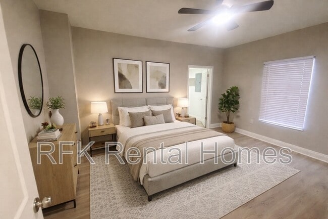 Photo - 2226 Langley Ave