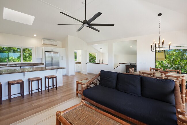 Photo - 2020 Pahoehoe St