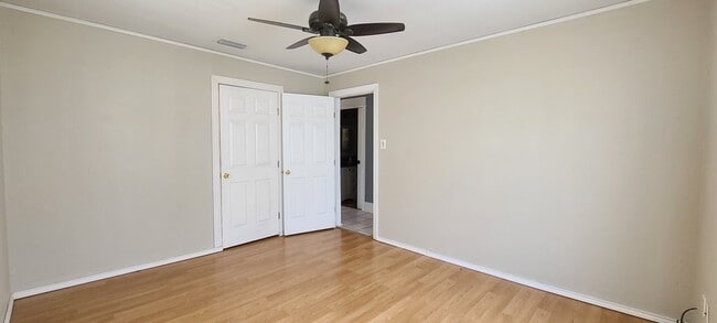 Photo - 808 S Madison St