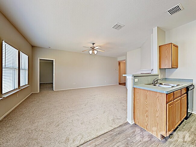 Photo - 3469 Cayman Dr