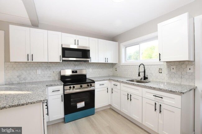 Photo - 14 Delaware Ave