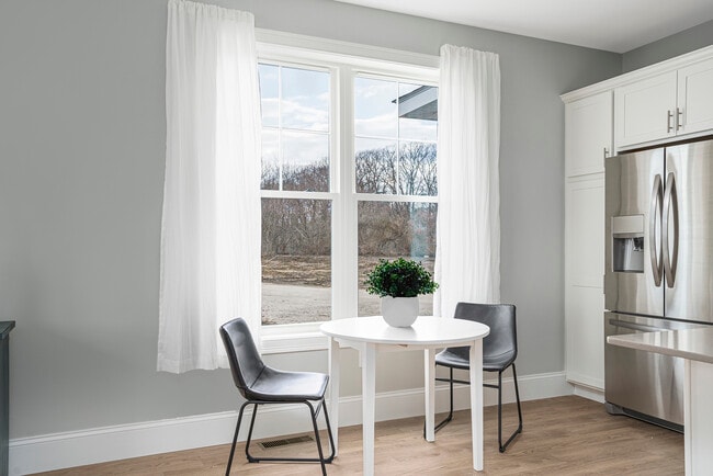 Photo - 50 Hopkins Ln