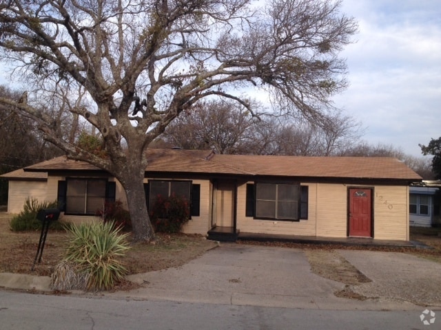 Building Photo - 1240 S Brazos St Rental