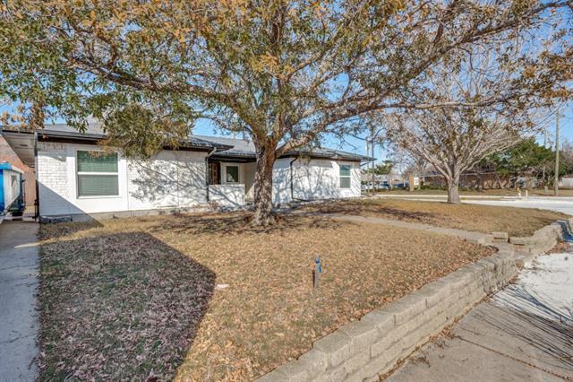 Photo - 1101 Jeffery Trail