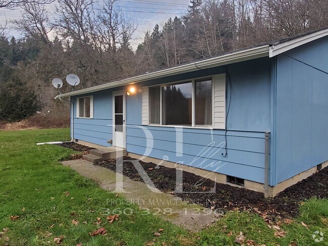 Building Photo - Stunning Secluded 5 Acre Paradise Rental