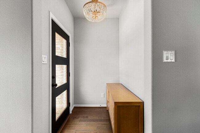 Photo - 31130 Mahogany Fir Trl