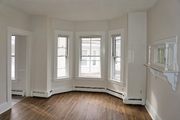 Building Photo - 19 Maple St Rental