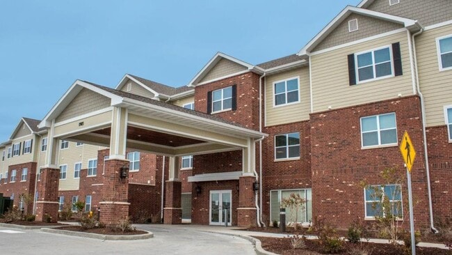 Building Photo - 2045 W Southampton Dr Rental