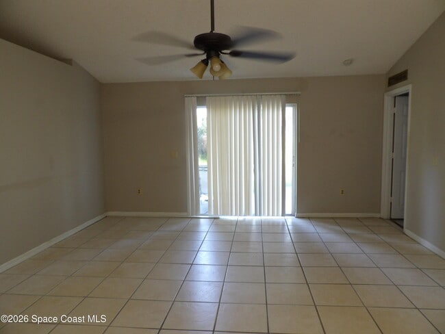 Photo - 1042 Brookfield St SE