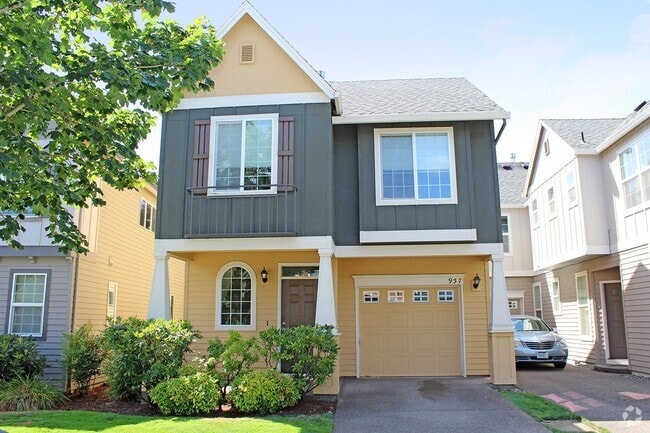 Building Photo - 937 SE Elina Ave Rental