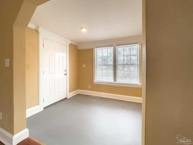 Photo - 2615 W Jackson St