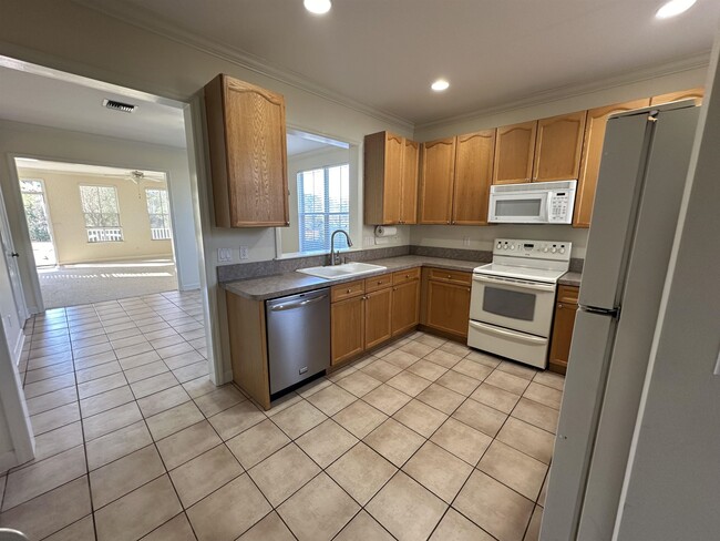 Photo - 3659 Longfellow Rd