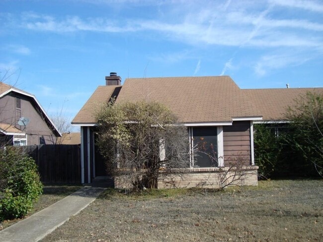 Building Photo - 1214 Orchard Park Cir Rental