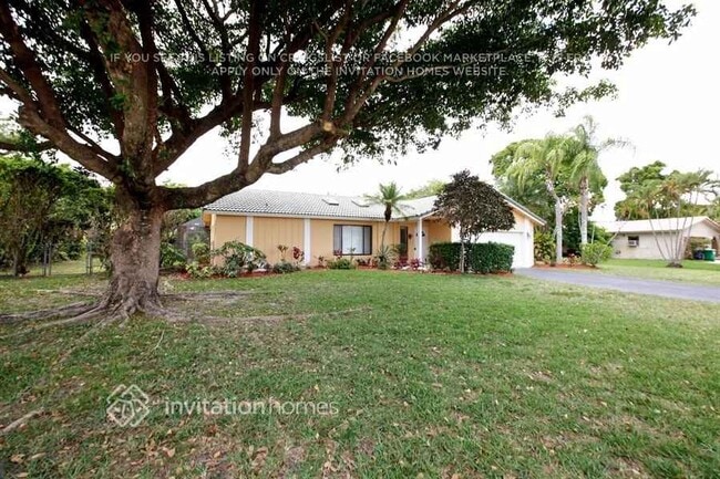 Photo - 10821 NW 33rd St