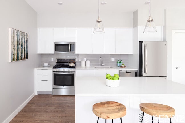 Building Photo - 40 Medford St Unit 206 Rental