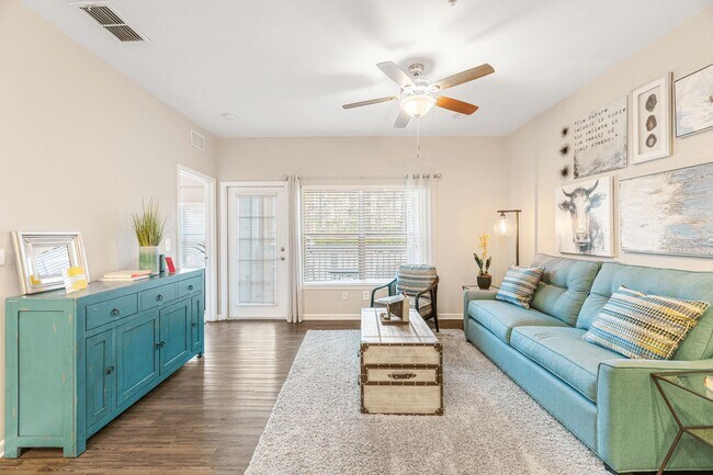 Oaks at Normandy Apartments