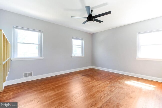Photo - 2600 Arvin St