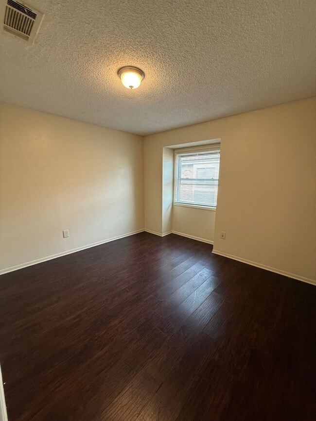 Photo - 8717 Granite Dr Unit 8717-C
