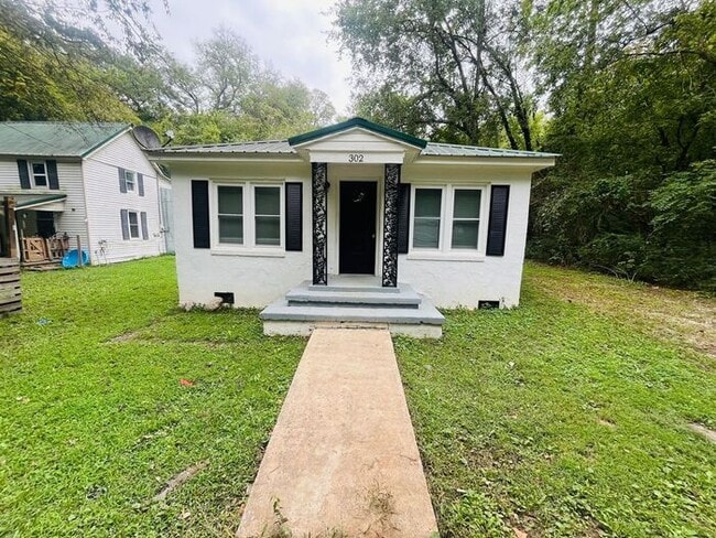 Building Photo - Affordable 2 Bedroom in Mount Pleasant