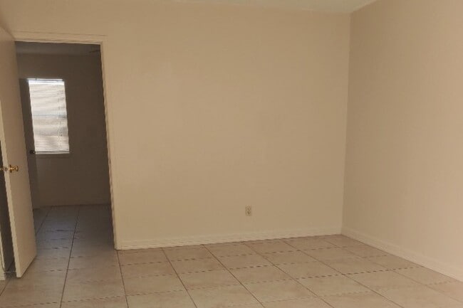 550 Square Feet
