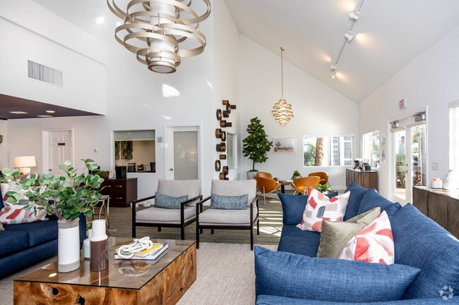 Leasing Lounge - Avana Springs