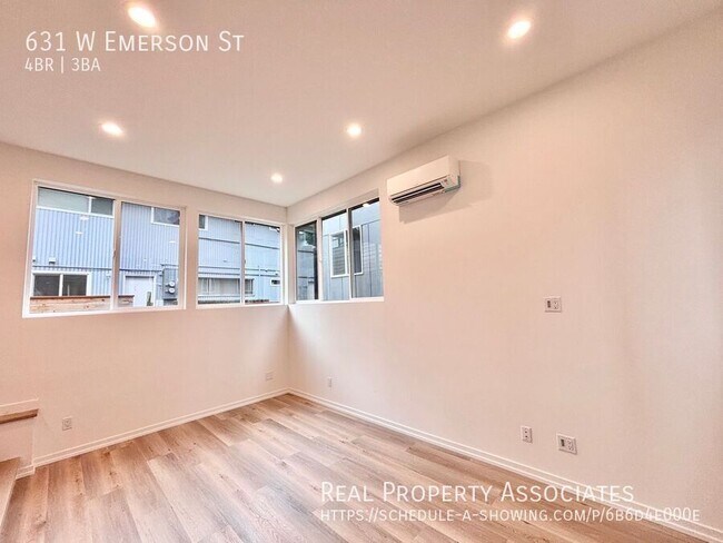 Photo - 631 W Emerson St