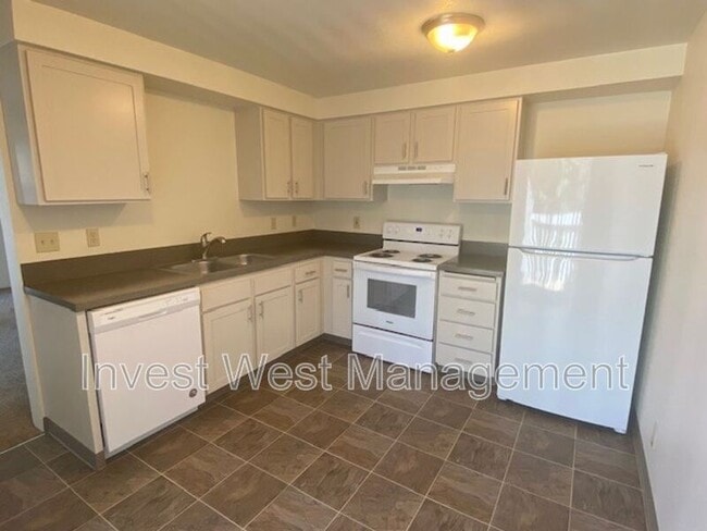 Building Photo - 1861 Kingsley Rd Unit #78 Rental