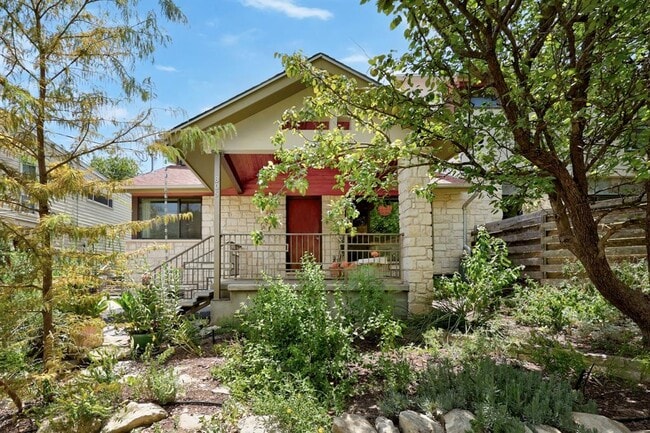 Photo - 805 Cumberland Rd
