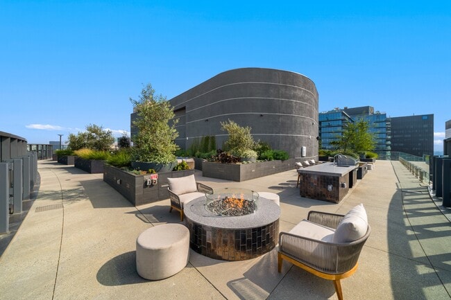 Opus LA