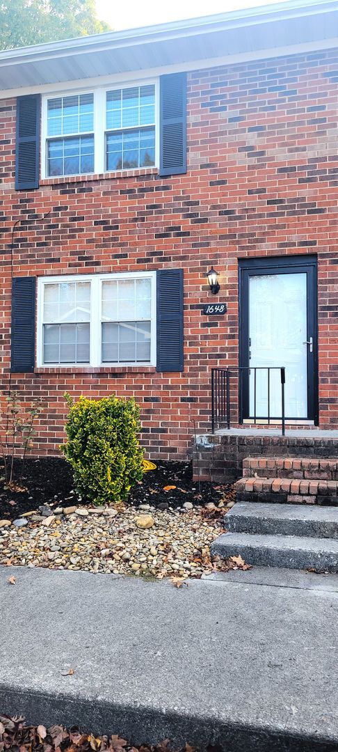 Beautiful 2 bedroom townhome, city of Alcoa! - Beautiful 2 bedroom townhome, city of Alcoa!