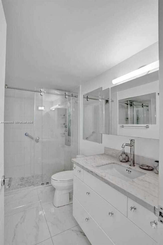 Photo - 2500 Parkview Dr Unit 1008
