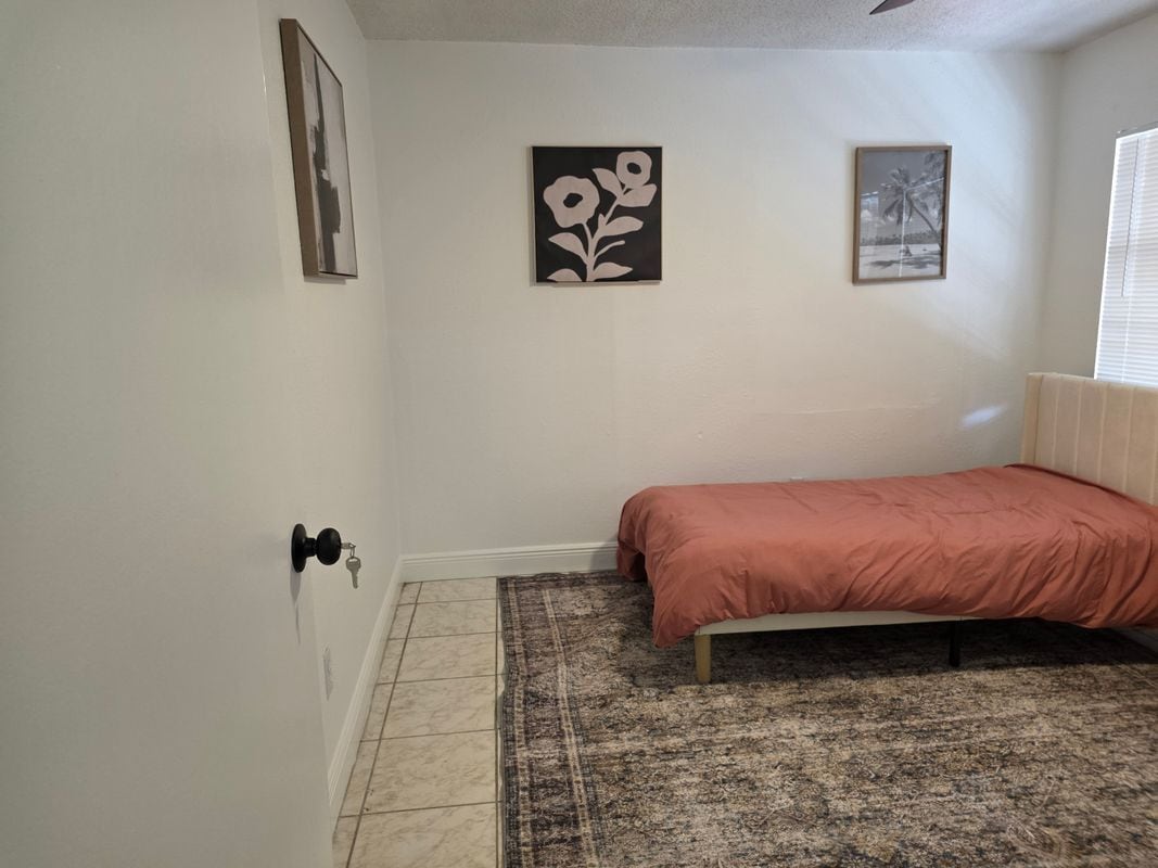 Photo - 3422 W Idlewild Ave Unit # B