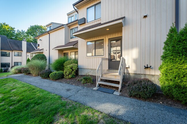 Photo - 19 Woodway Rd Unidad APT 14