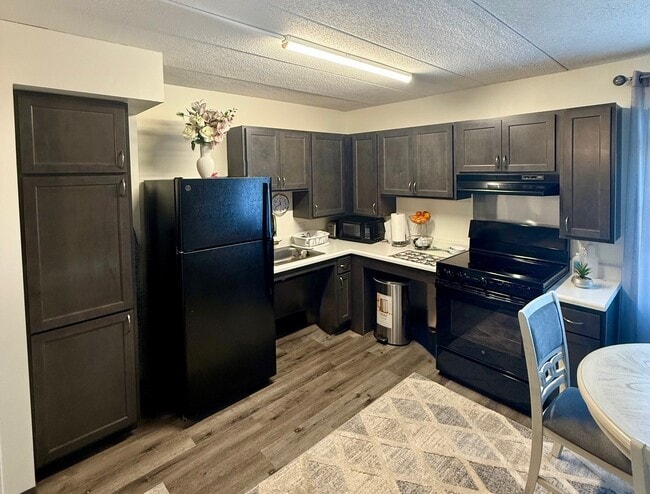 Photo - Aboussie Pavillion