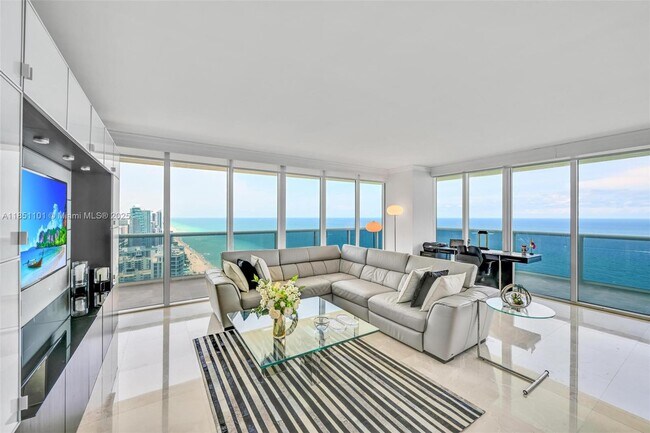 Building Photo - 1830 S Ocean Dr Unit 3801 Rental