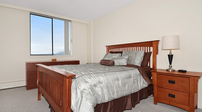 Photo - Marlborough Tower Unit 02001