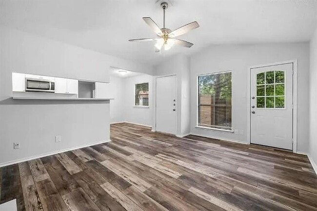 Photo - 13306 Waverly Ct