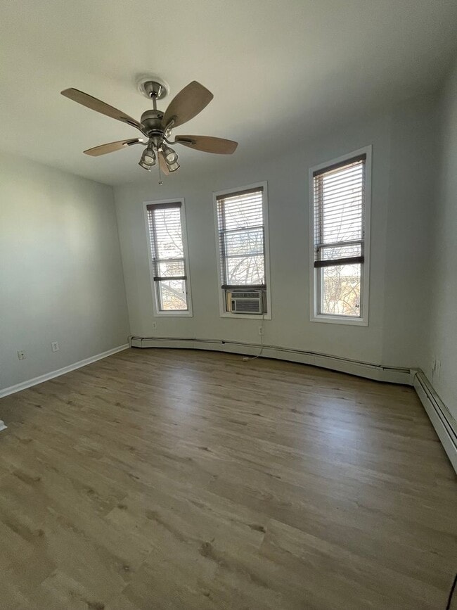 Photo - 102 Evergreen St Unit 2F