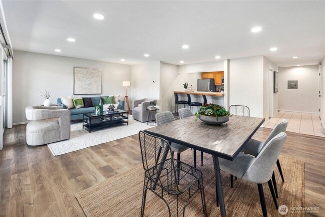 Photo - Resort Living at home!