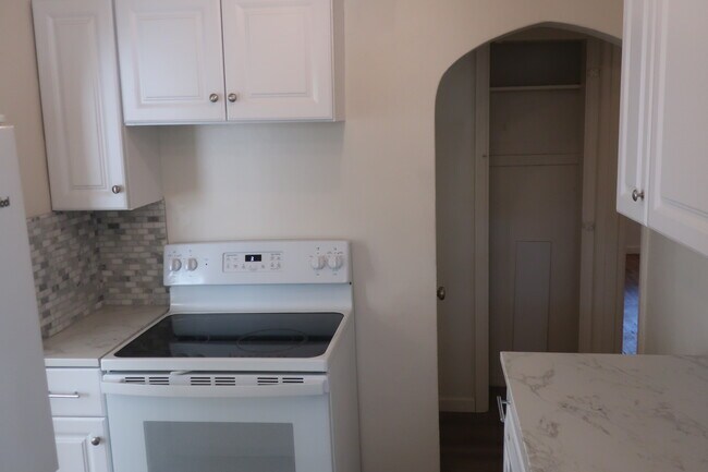 Photo - 1309 Princeton Ave N