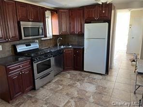 Photo - 90 Murray Hill St