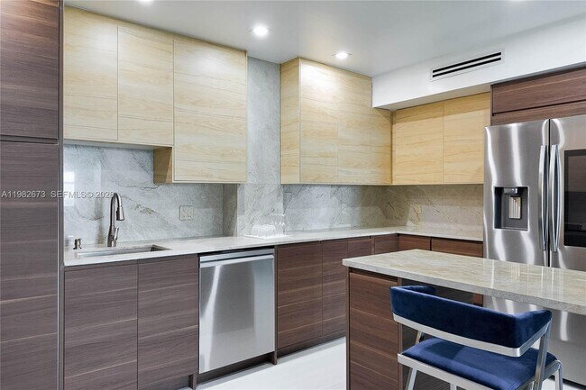 Photo - 1985 S Ocean Dr Unidad 22E