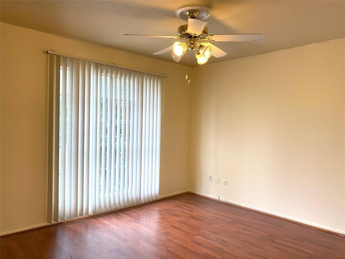 Photo - 7831 Fuqua St Unidad 7831