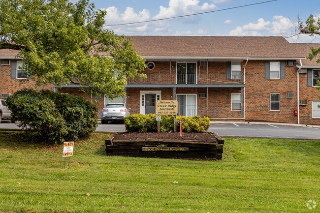Photo - Creek Ridge Apartments