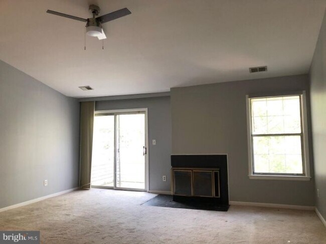 Photo - 119 Acadia Ct Unit 12