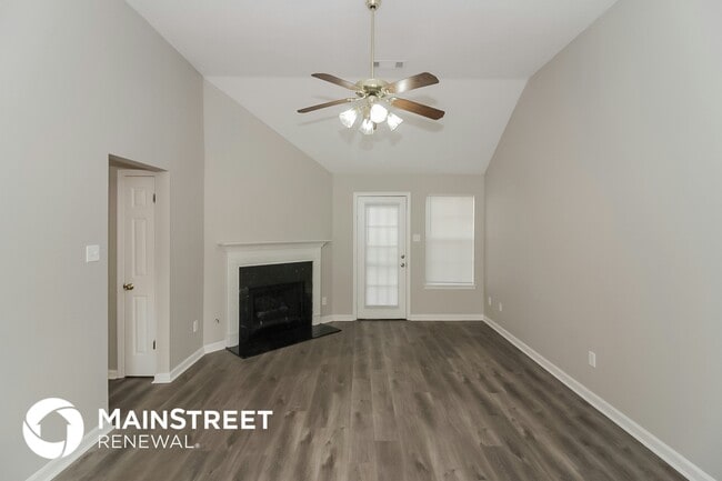 Photo - 1616 Camille Way