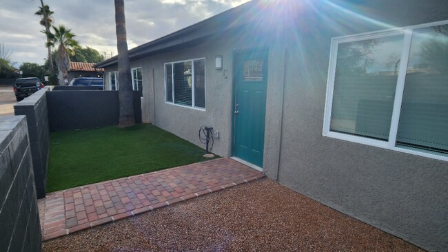 Photo - 3438 E Monte Vista Dr Unit C